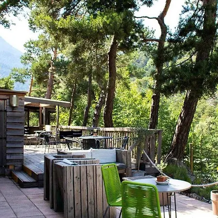 Mobil-home Avec Terrasse - 4 Pers. - Api-1-52-2742 * Le Martinet (Alpes-de-Haute-Provence)